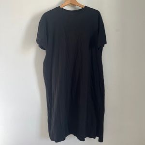 Black Uniqlo Midi T-Shirt Dress